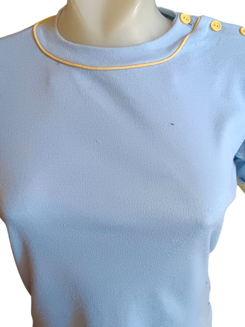 True Vintage Small 80's T-Shirt Button Shoulder Top Cream Rolled Cuffs New Wave